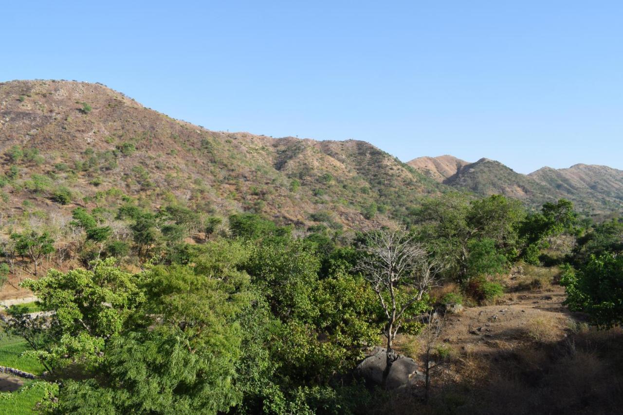 Kumbhalgarh Forest Retreat Hotel Exterior photo